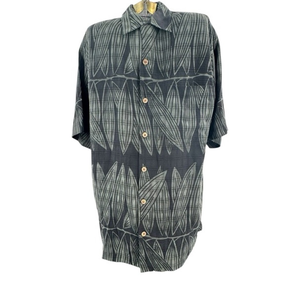 1990's Vintage Tommy Bahama 100% Silk Hawaiian S/S Shirt Black Leaf Print‎ Sz S